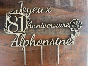 Cake topper personnalisé en bois anniversaire