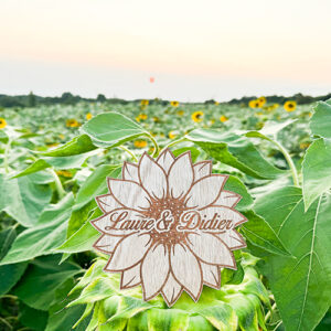 Fleurs en bois personnalisées ici un tournesol zoom